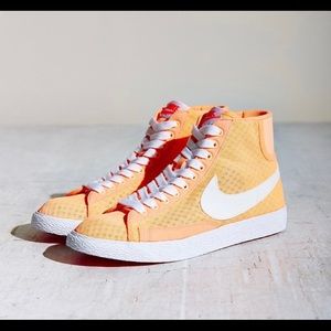 Nike Blazer Mid Mesh High top sneaker in peach